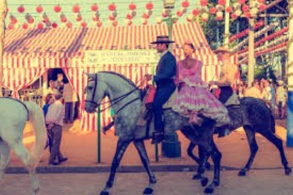 Cheap & Chic In The Center Of Sevilla エクステリア 写真